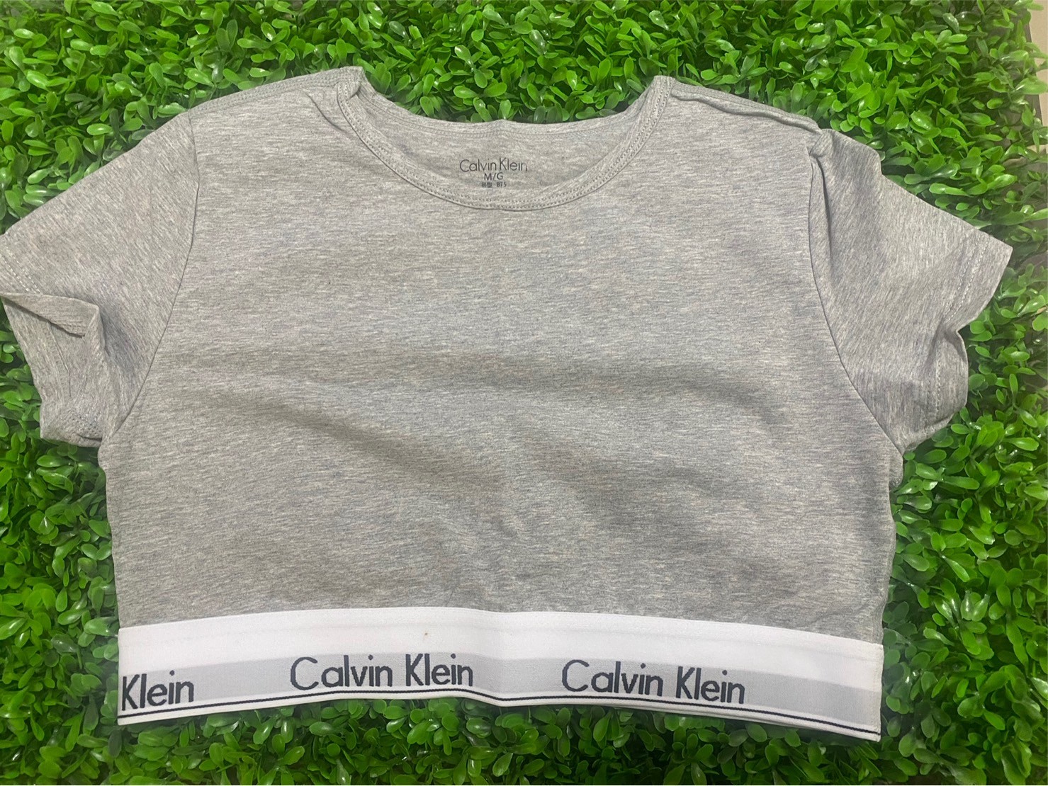 【新款上架/優惠限時限量至】CK Calvin Klein Jennie 同款  無襯墊短版上衣 運動內衣 外拍 內衣